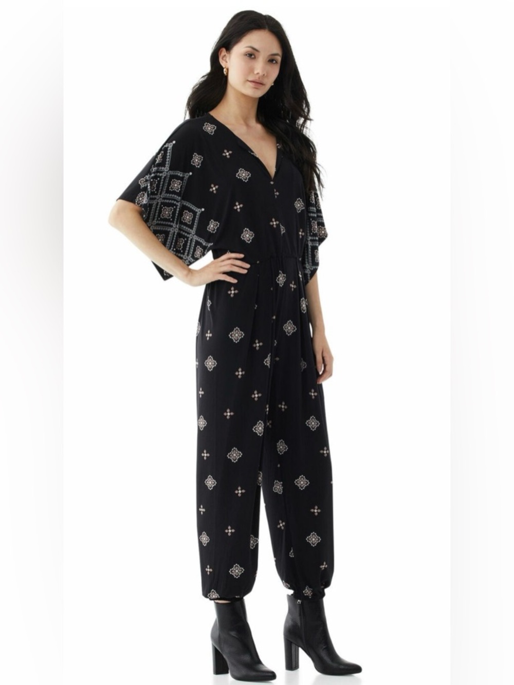 Scoop: Black Printed V-Neck Relaxed Pattern Dolman Sleeve Jumpsuit